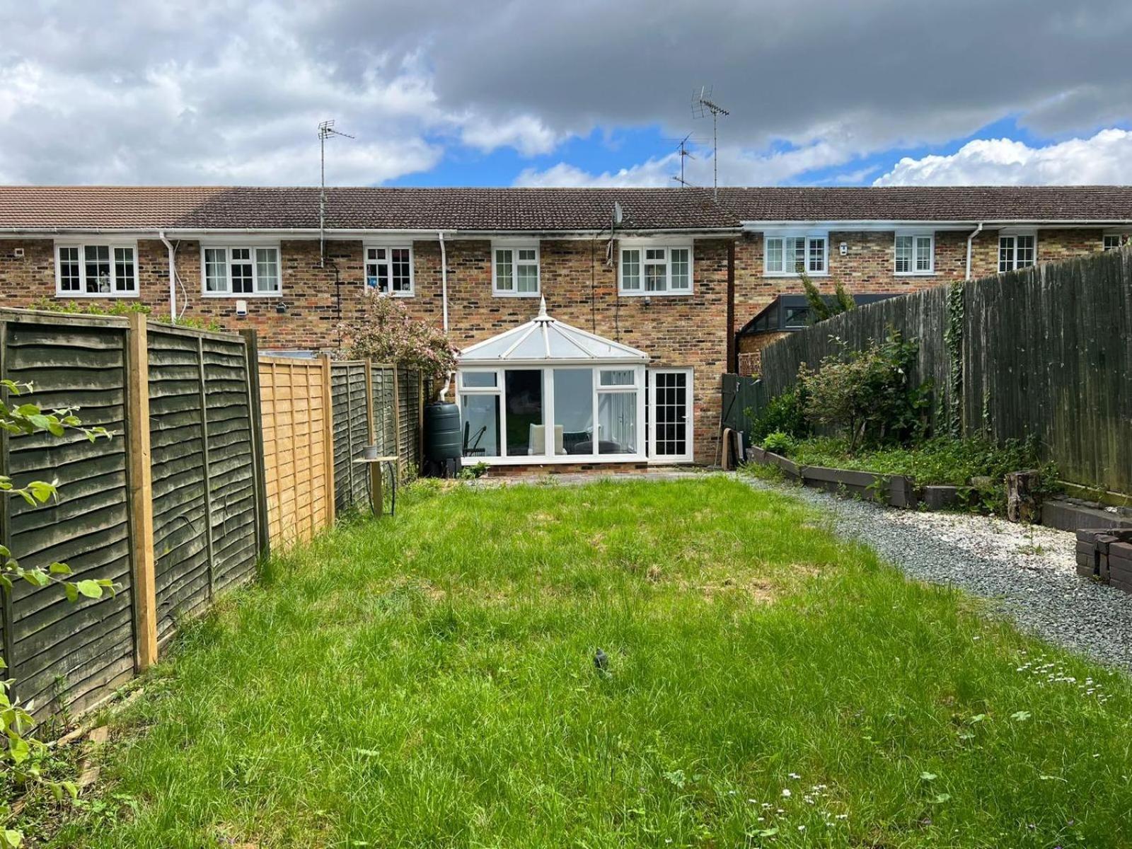 Beautiful Conservatory Home Loughton  エクステリア 写真